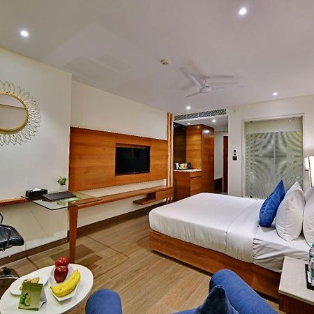 The Glory Suites Near Igi Airport Nova Deli Exterior foto