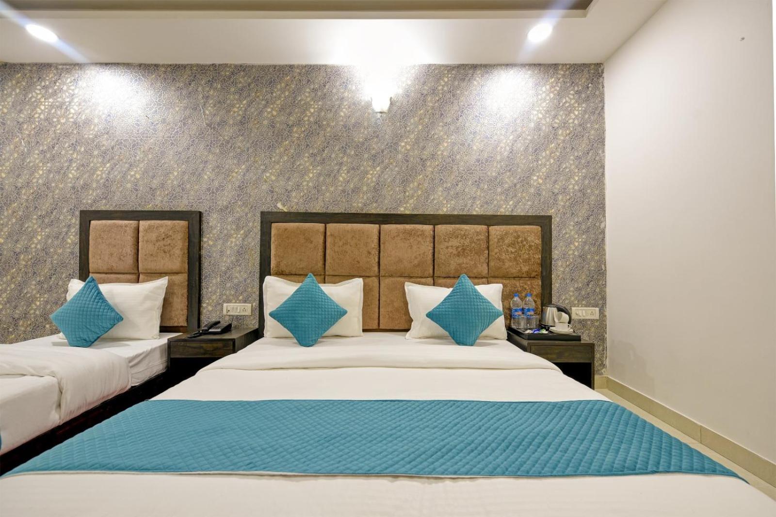The Glory Suites Near Igi Airport Nova Deli Exterior foto