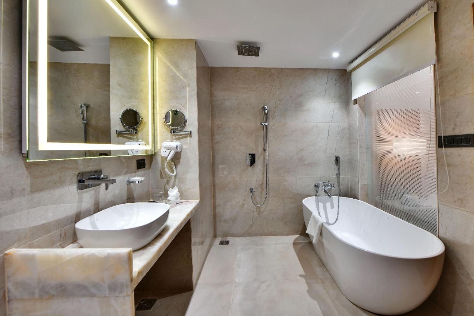 The Glory Suites Near Igi Airport Nova Deli Exterior foto